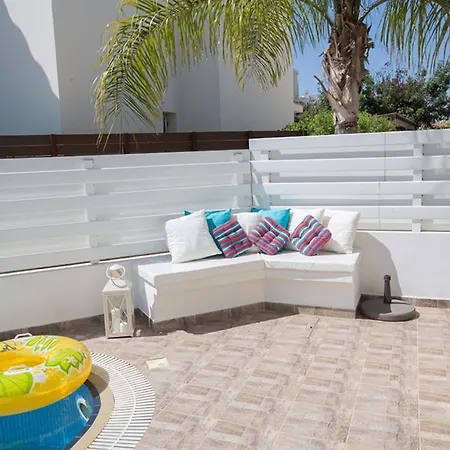 Villa You Will Love This Luxury 3 Bedroom Holiday In With Private Pool 1248 Paralimni