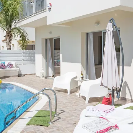 You Will Love This Luxury 3 Bedroom Holiday In With Private Pool 1248 Villa Paralímni